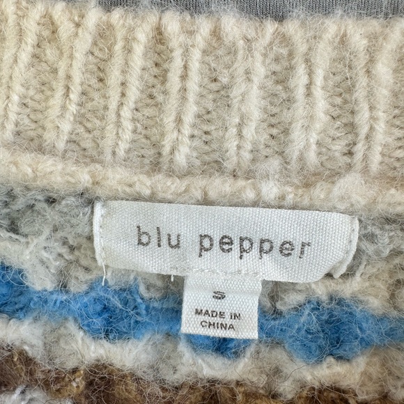 🎉5 for $45🎉 Blu pepper sweater pullover size S - Picture 5 of 7